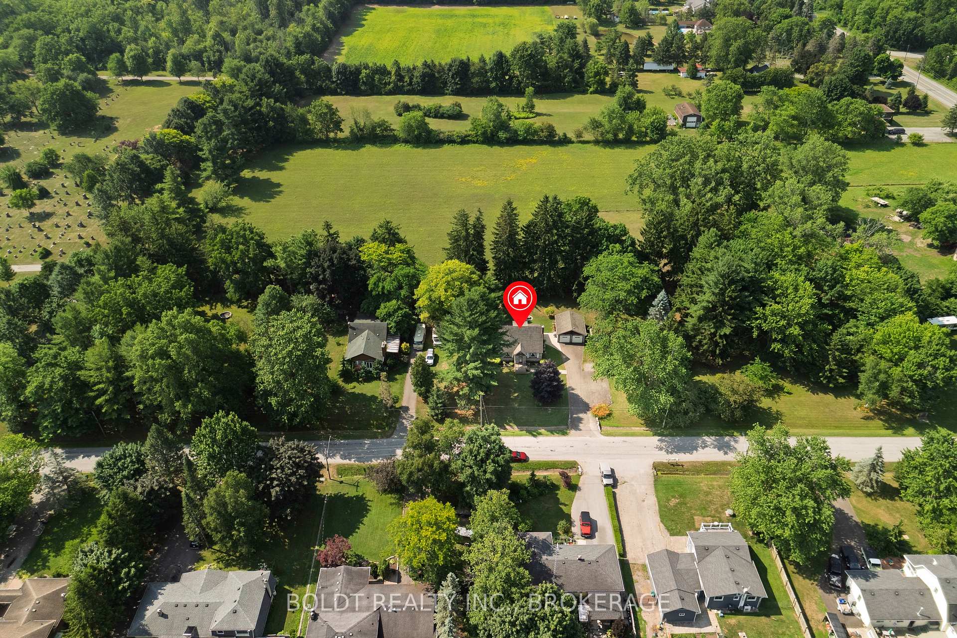 Photo 5 of 747 Ridge Road, Welland, Cooks Mills — HOMEH