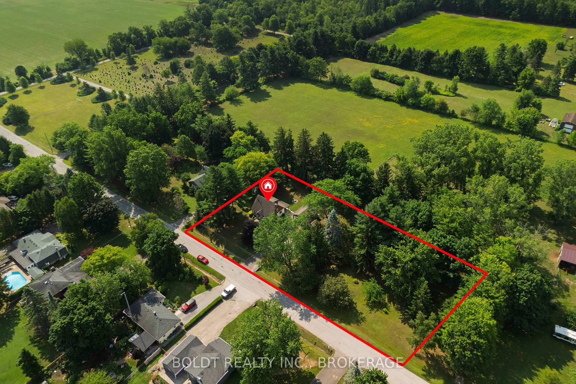 Photo 6 of 747 Ridge Road, Welland, Cooks Mills — HOMEH