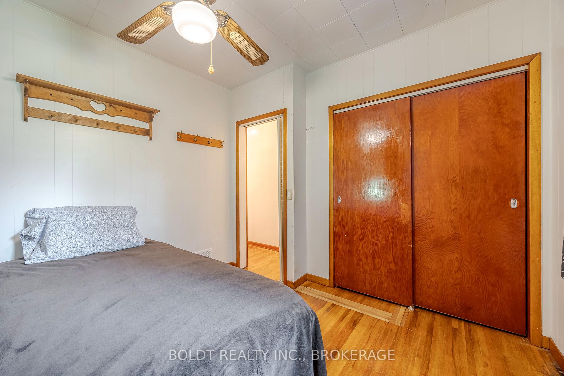 Photo 17 of 747 Ridge Road, Welland, Cooks Mills — HOMEH