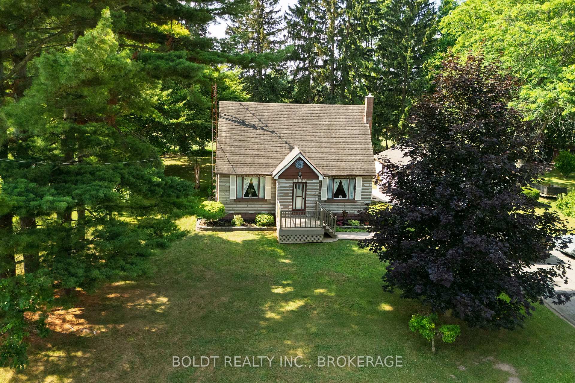 Photo 26 of 747 Ridge Road, Welland, Cooks Mills — HOMEH