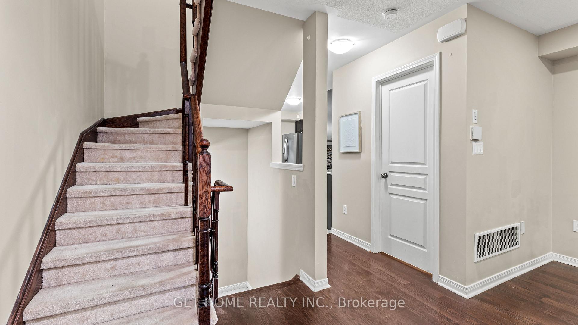 Photo 14 of 21 Benjamin Way, Whitby, Blue Grass Meadows — HOMEH