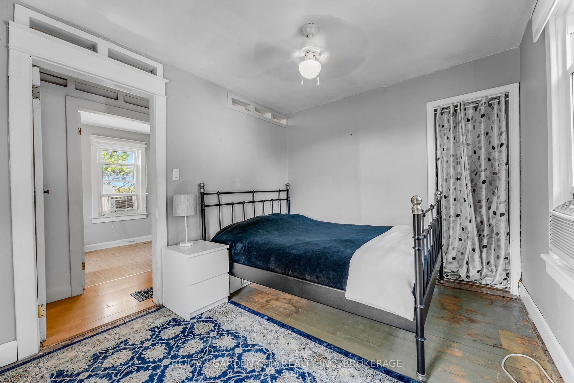 Photo 16 of 118 St Augustine Avenue, Welland, Broadway — HOMEH