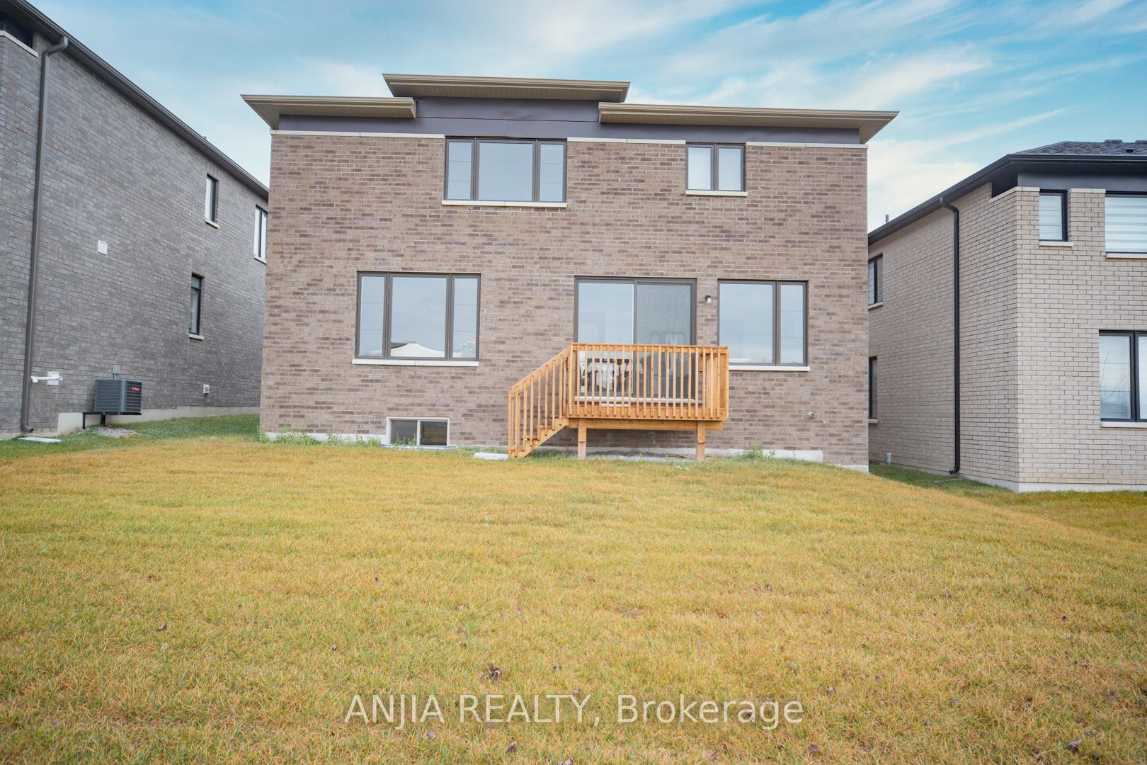 Photo 38 of 5 Del Ray Crescent, Wasaga Beach — HOMEH