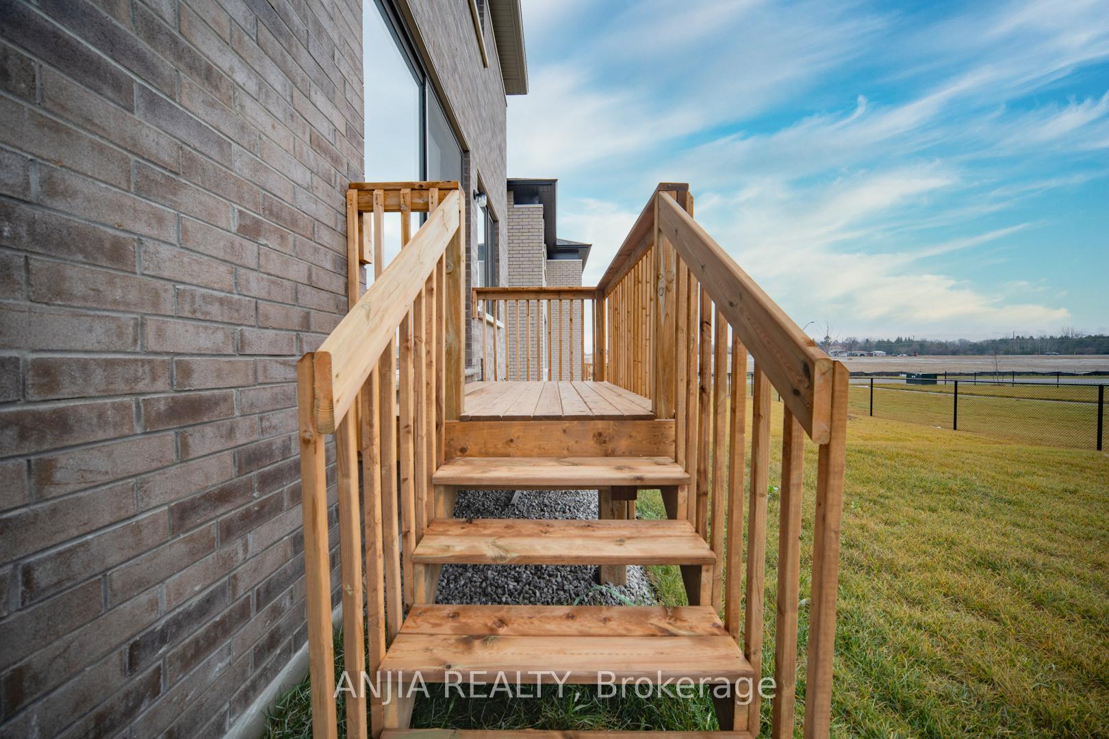 Photo 39 of 5 Del Ray Crescent, Wasaga Beach — HOMEH