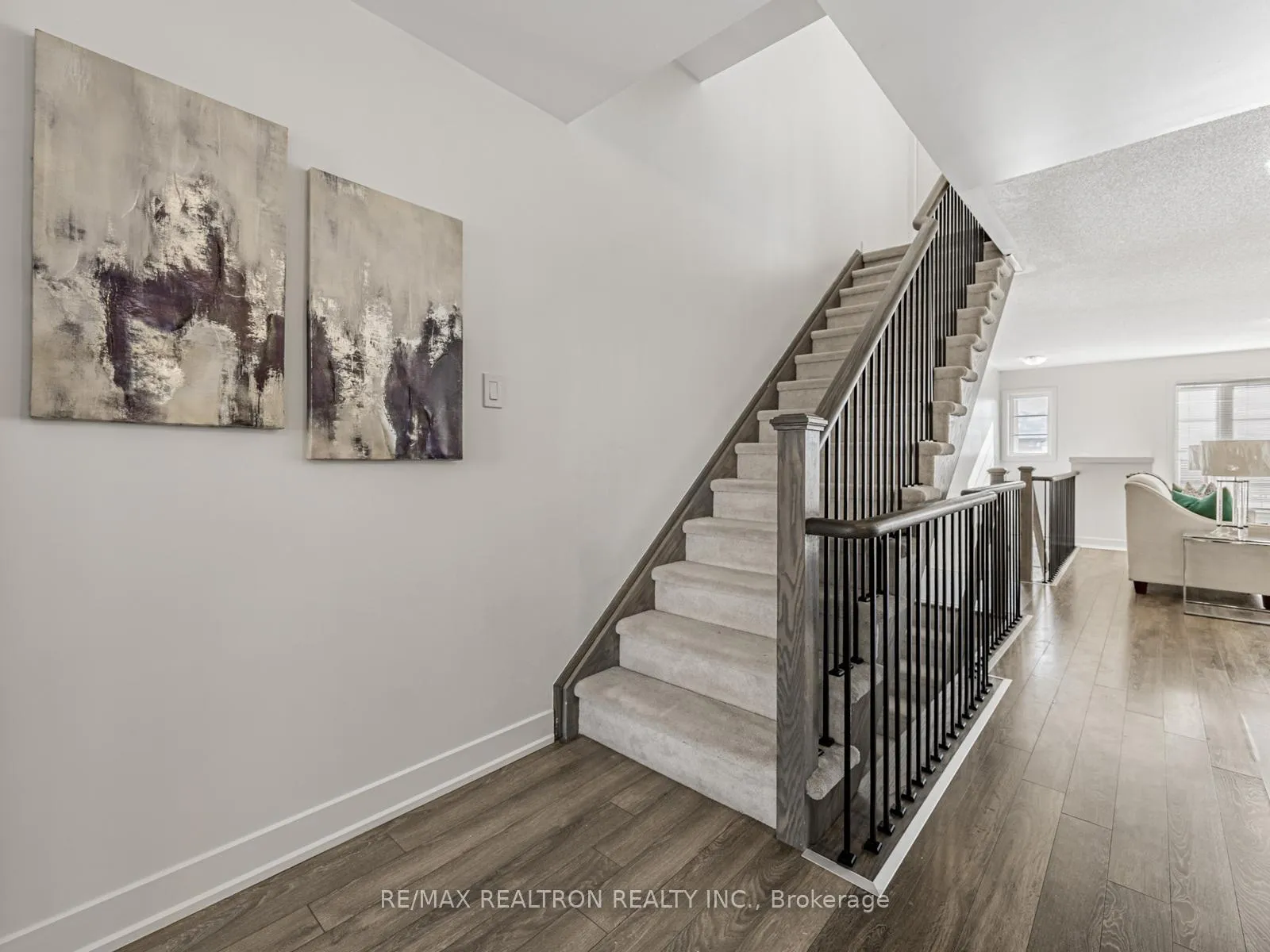 Photo 16 of 48 Shawfield Way, Whitby, Pringle Creek — HOMEH
