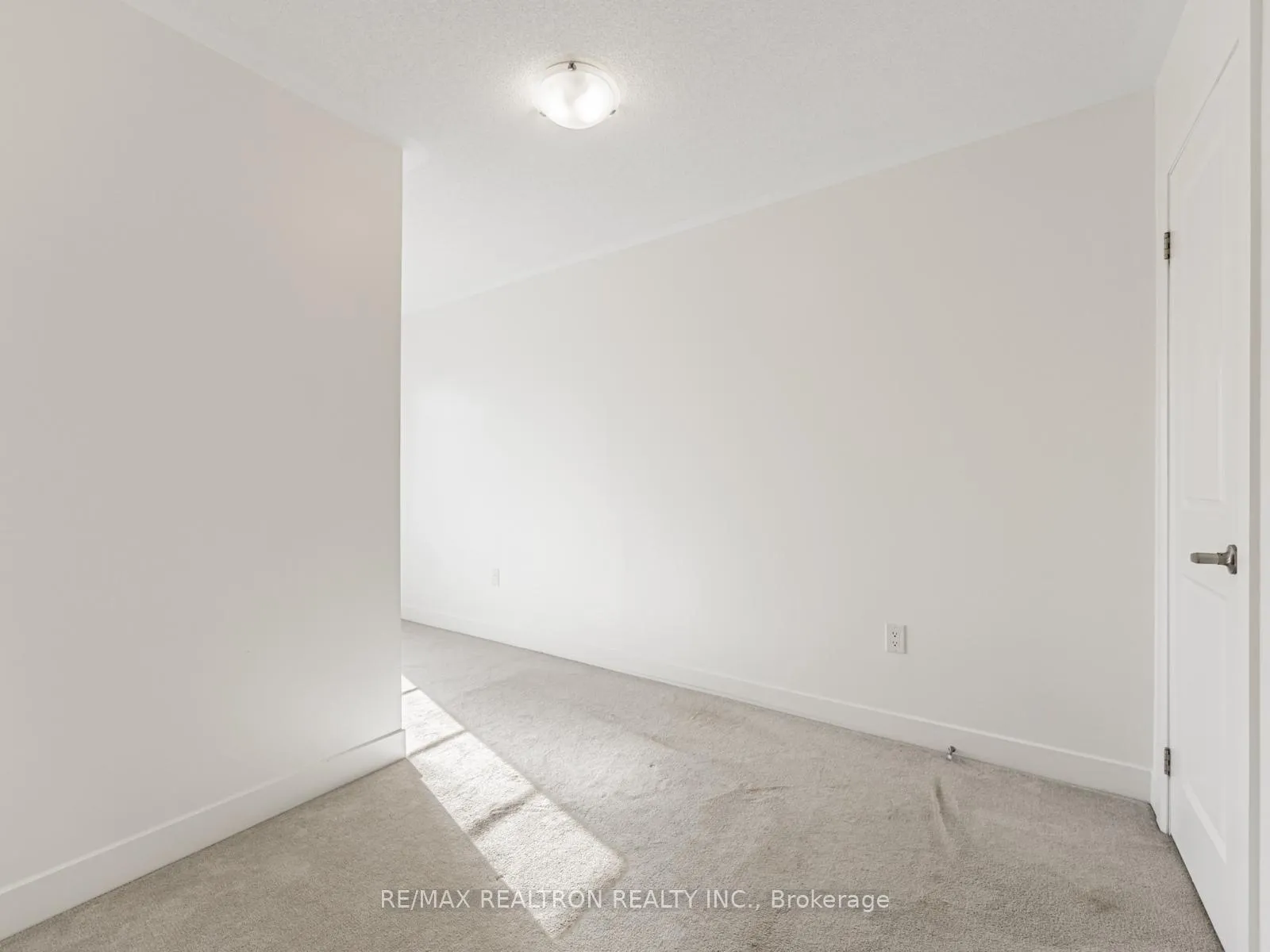 Photo 20 of 48 Shawfield Way, Whitby, Pringle Creek — HOMEH