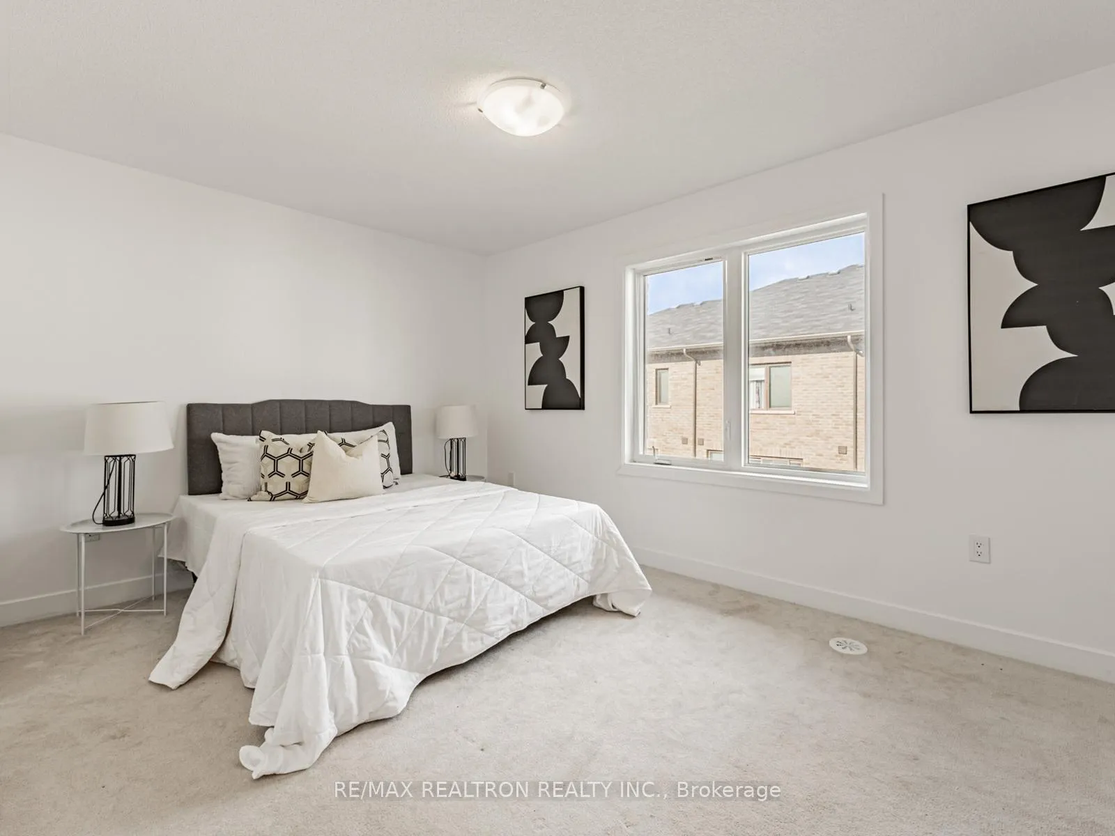Photo 24 of 48 Shawfield Way, Whitby, Pringle Creek — HOMEH