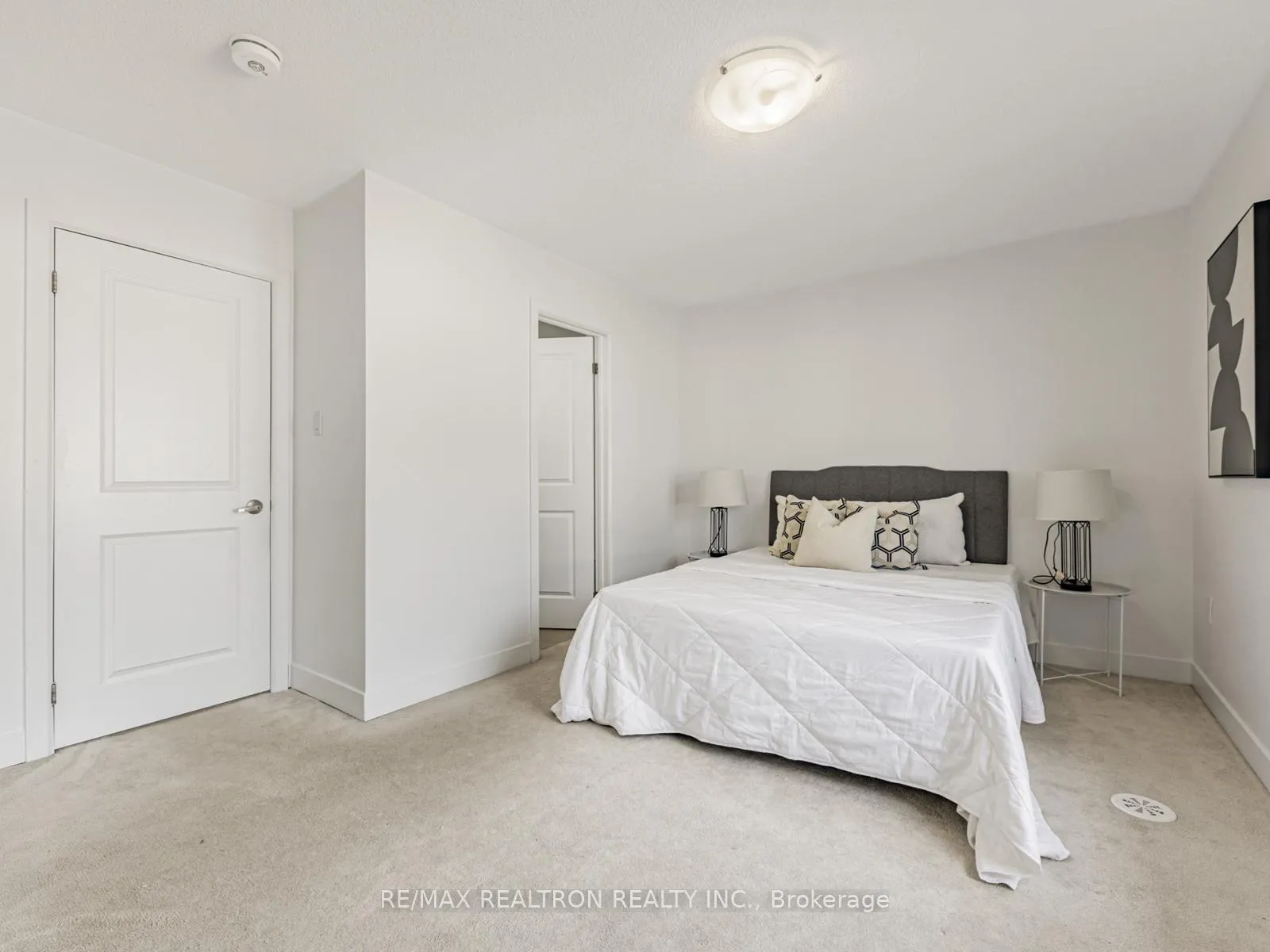 Photo 25 of 48 Shawfield Way, Whitby, Pringle Creek — HOMEH