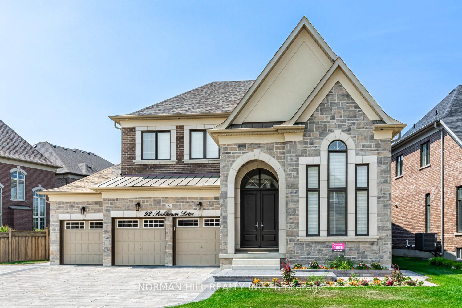 Photo 2 of 92 Balderson Drive, Vaughan, Kleinburg — HOMEH