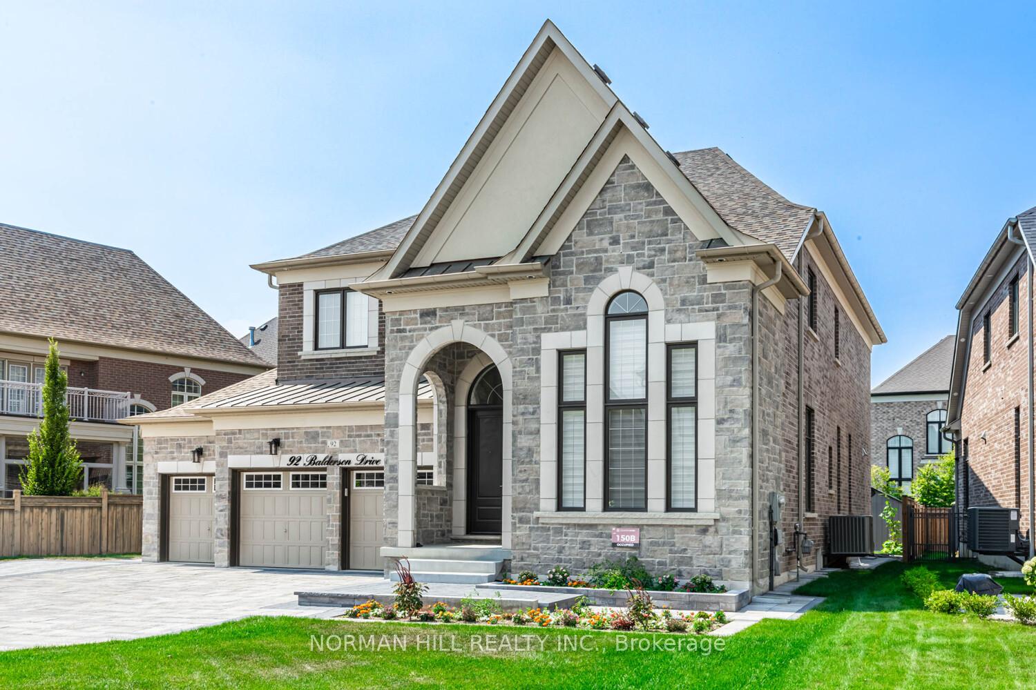 Photo 3 of 92 Balderson Drive, Vaughan, Kleinburg — HOMEH