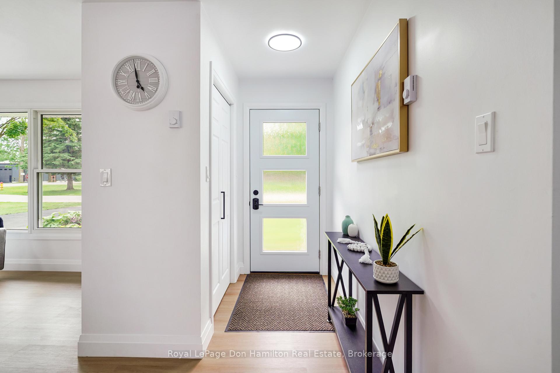 Photo 12 of 83 Lorne Avenue, Bluewater, Hensall — HOMEH