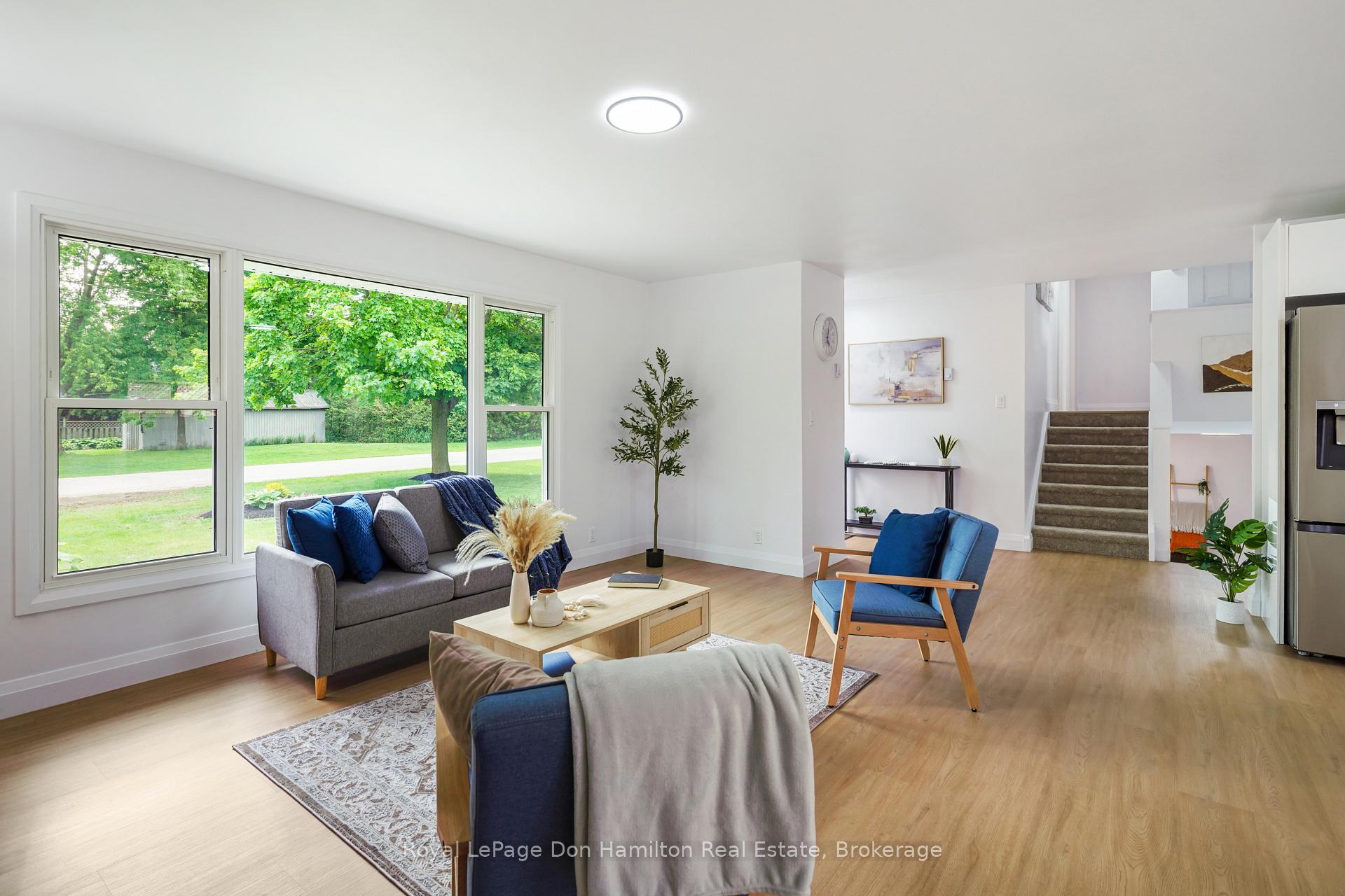 Photo 6 of 83 Lorne Avenue, Bluewater, Hensall — HOMEH