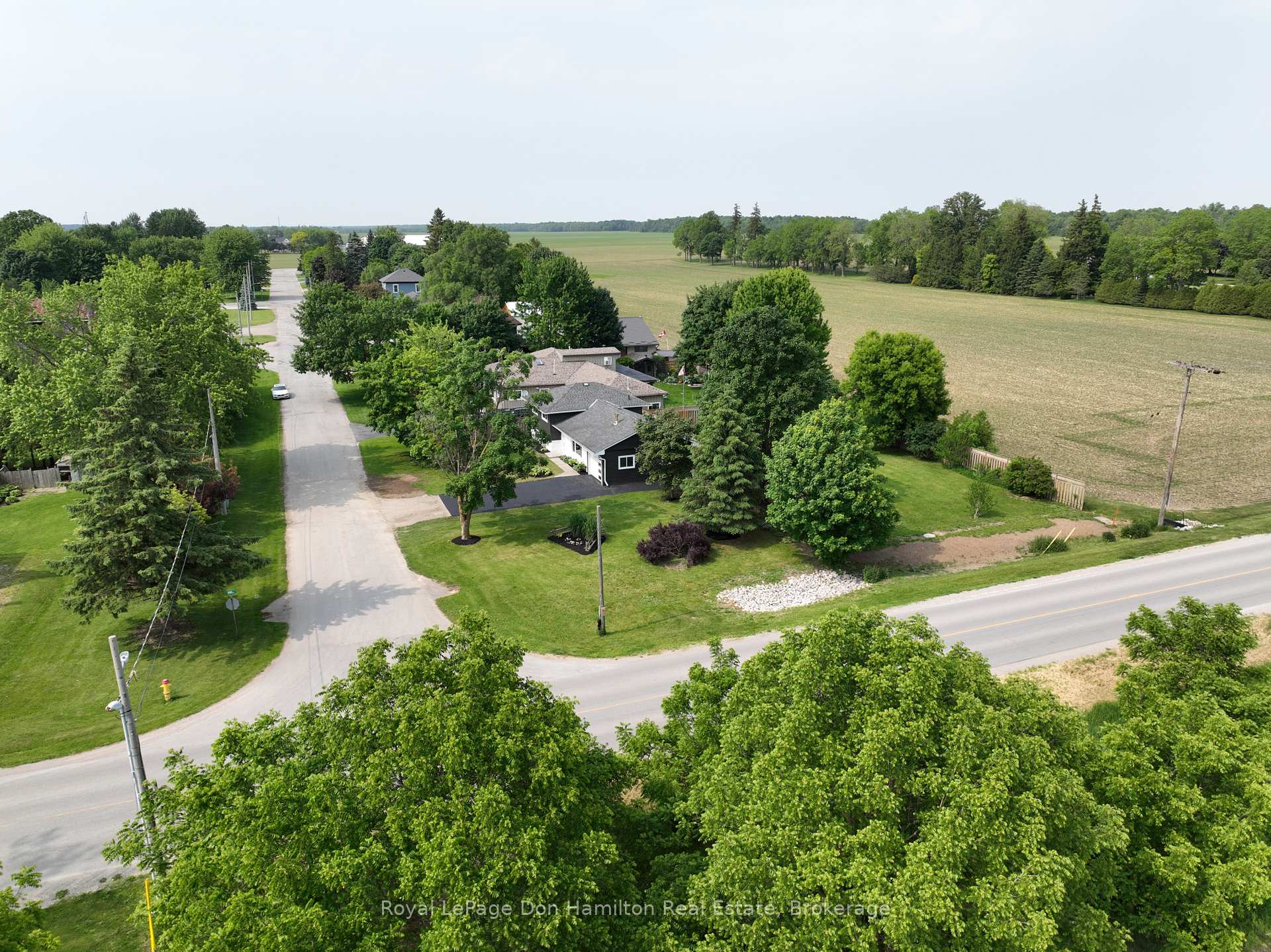 Photo 39 of 83 Lorne Avenue, Bluewater, Hensall — HOMEH
