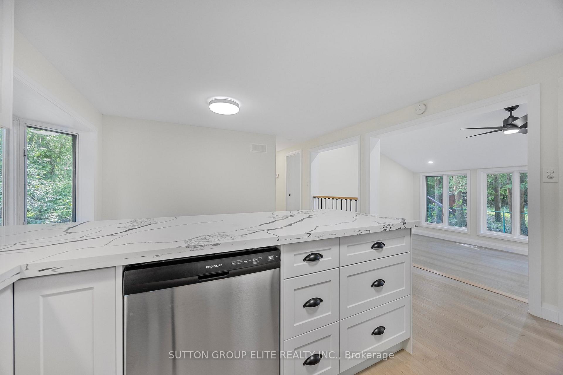 Photo 15 of 25 Sylvan Avenue, Wasaga Beach — HOMEH