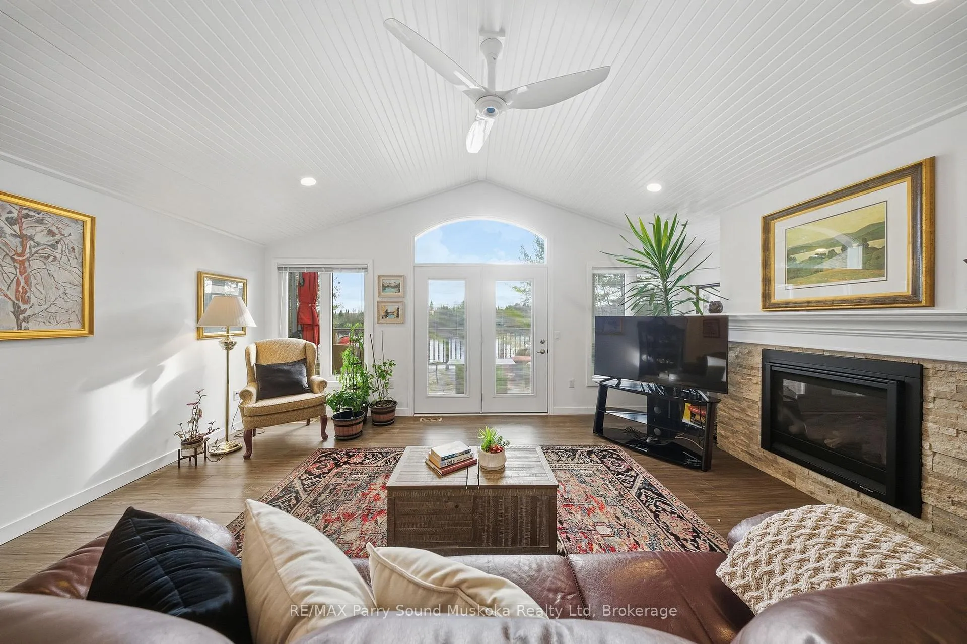 Photo 6 of 215 Dunchurch Estates Road, Whitestone, Hagerman — HOMEH