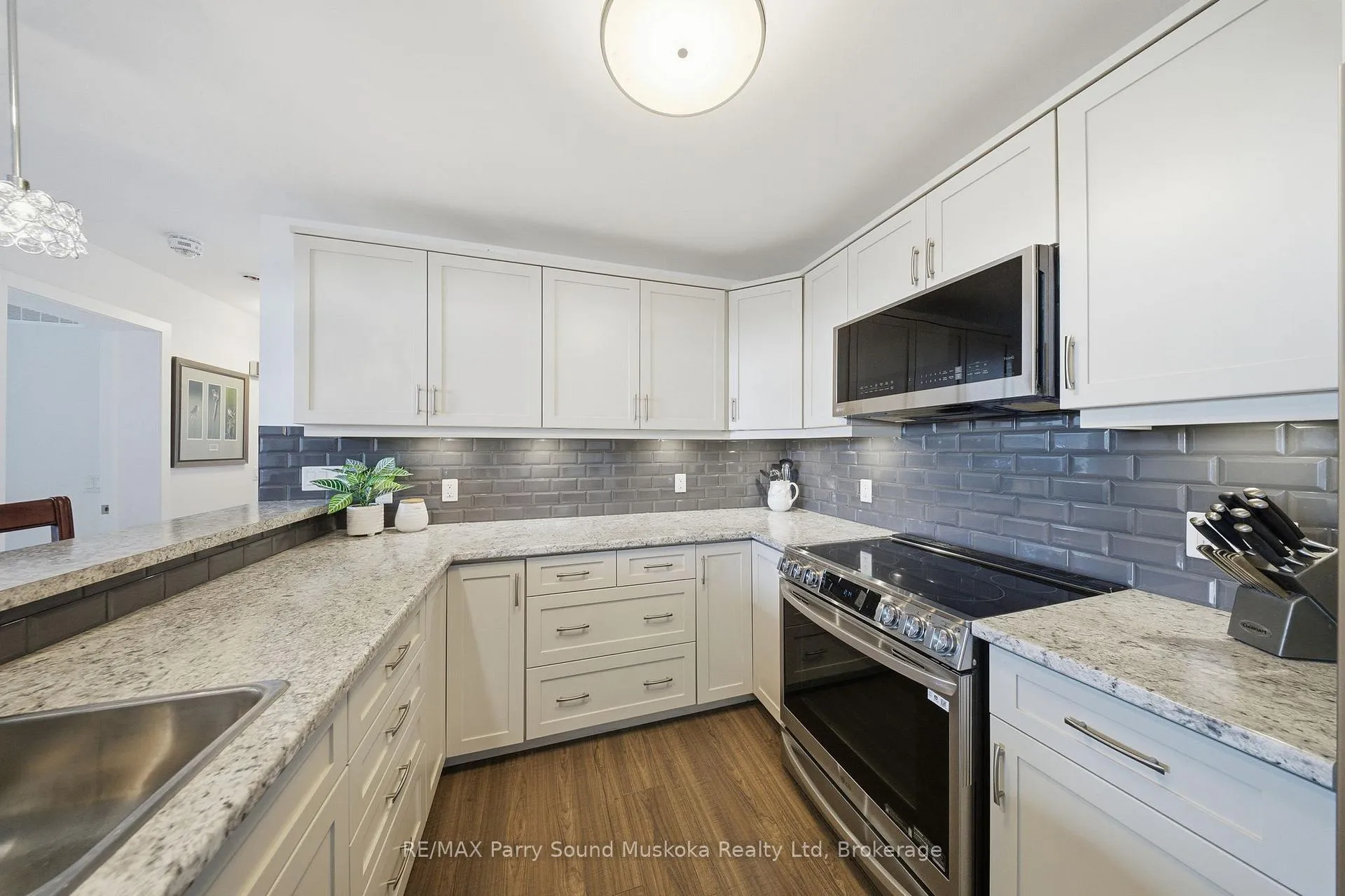 Photo 16 of 215 Dunchurch Estates Road, Whitestone, Hagerman — HOMEH