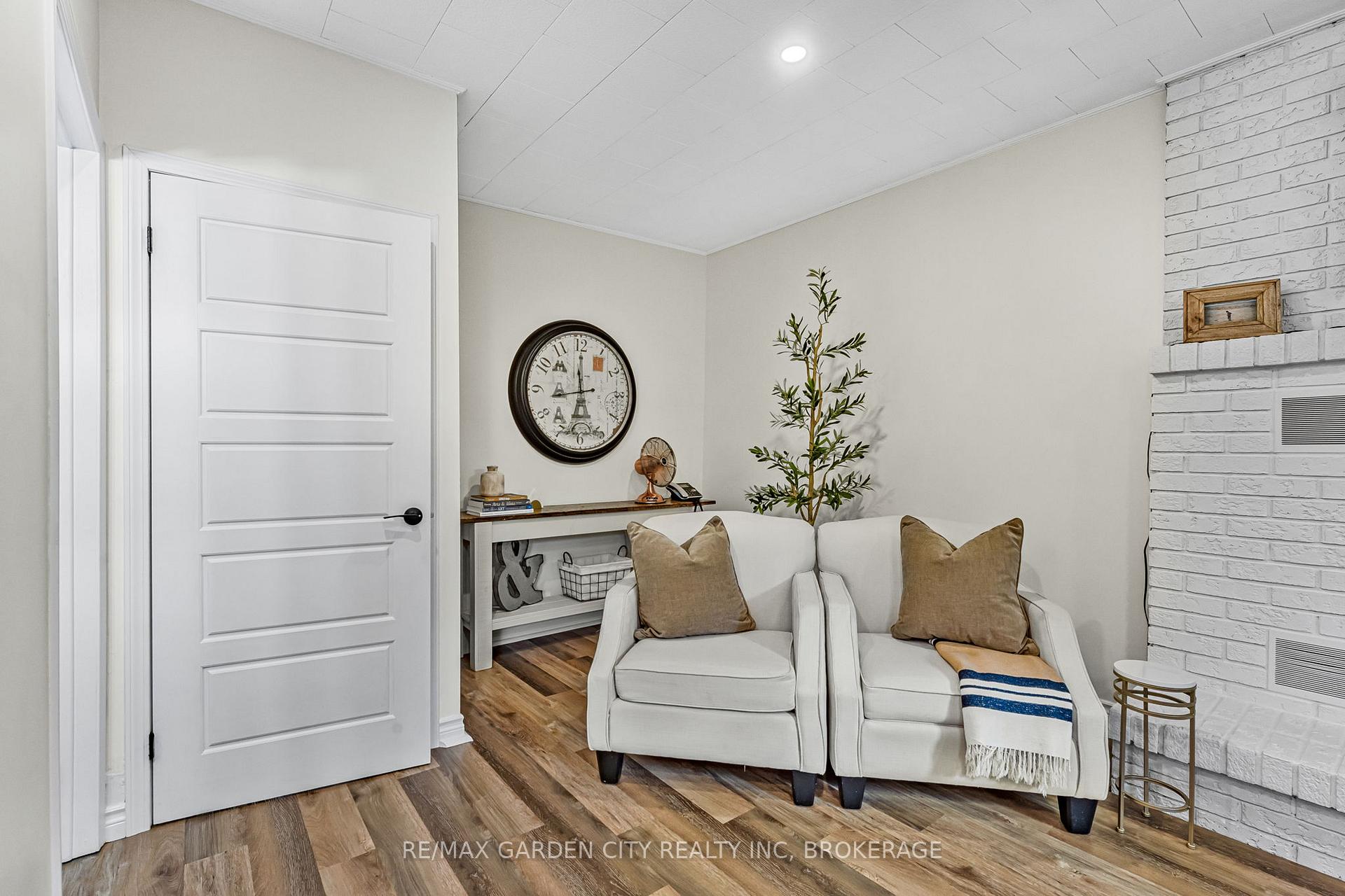 Photo 28 of 92 Glen Park Drive, Welland, Prince Charles — HOMEH
