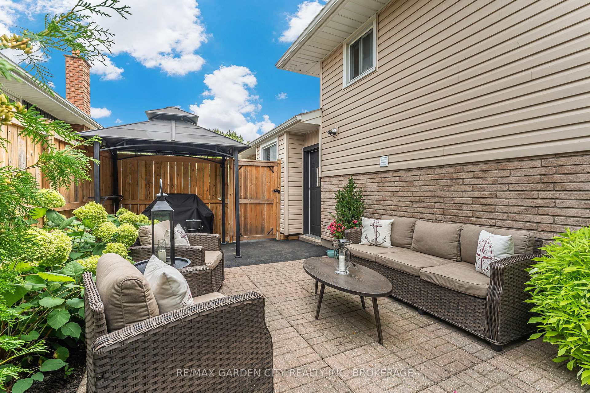 Photo 39 of 92 Glen Park Drive, Welland, Prince Charles — HOMEH