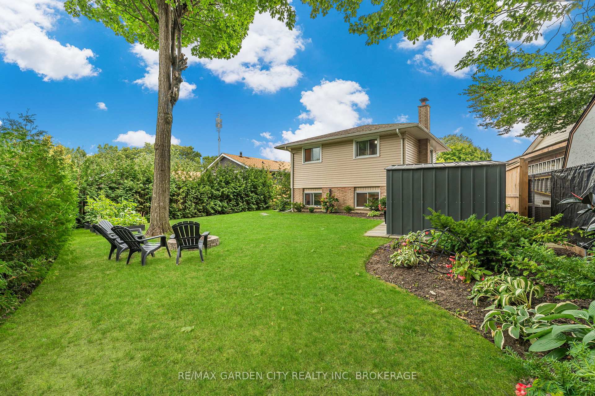 Photo 43 of 92 Glen Park Drive, Welland, Prince Charles — HOMEH