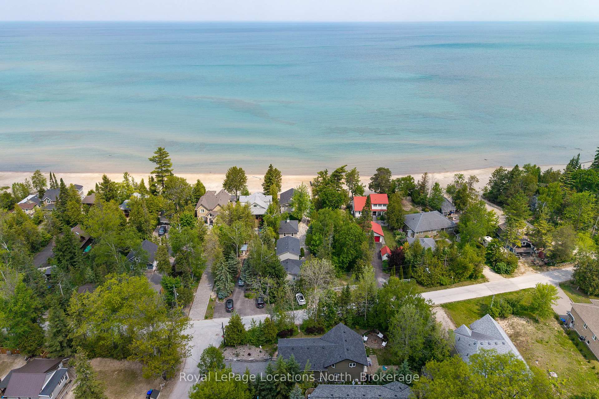 Photo 48 of 3 Simcoe Street, Wasaga Beach — HOMEH