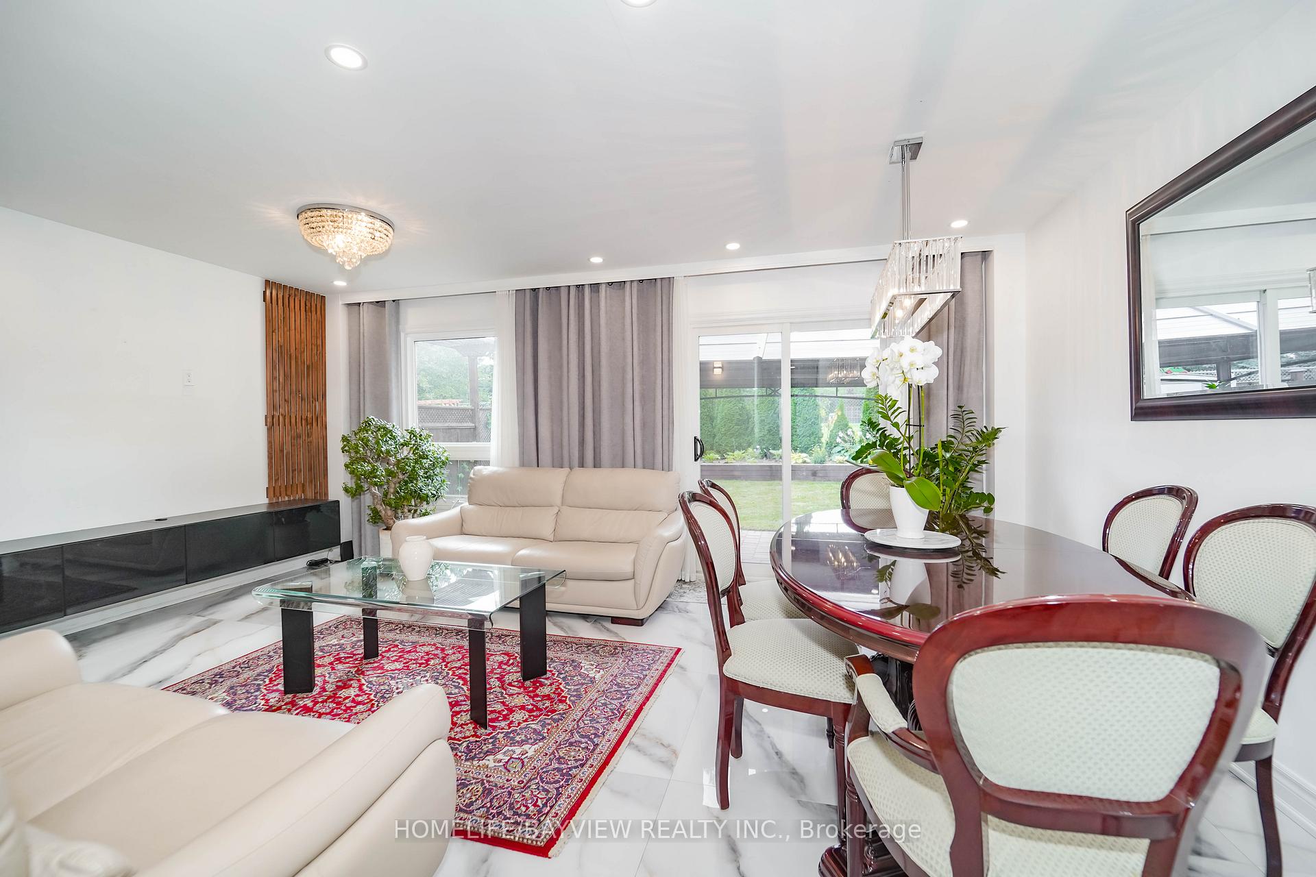 Photo 22 of 63 Seaton Drive, Aurora, Aurora Highlands — HOMEH