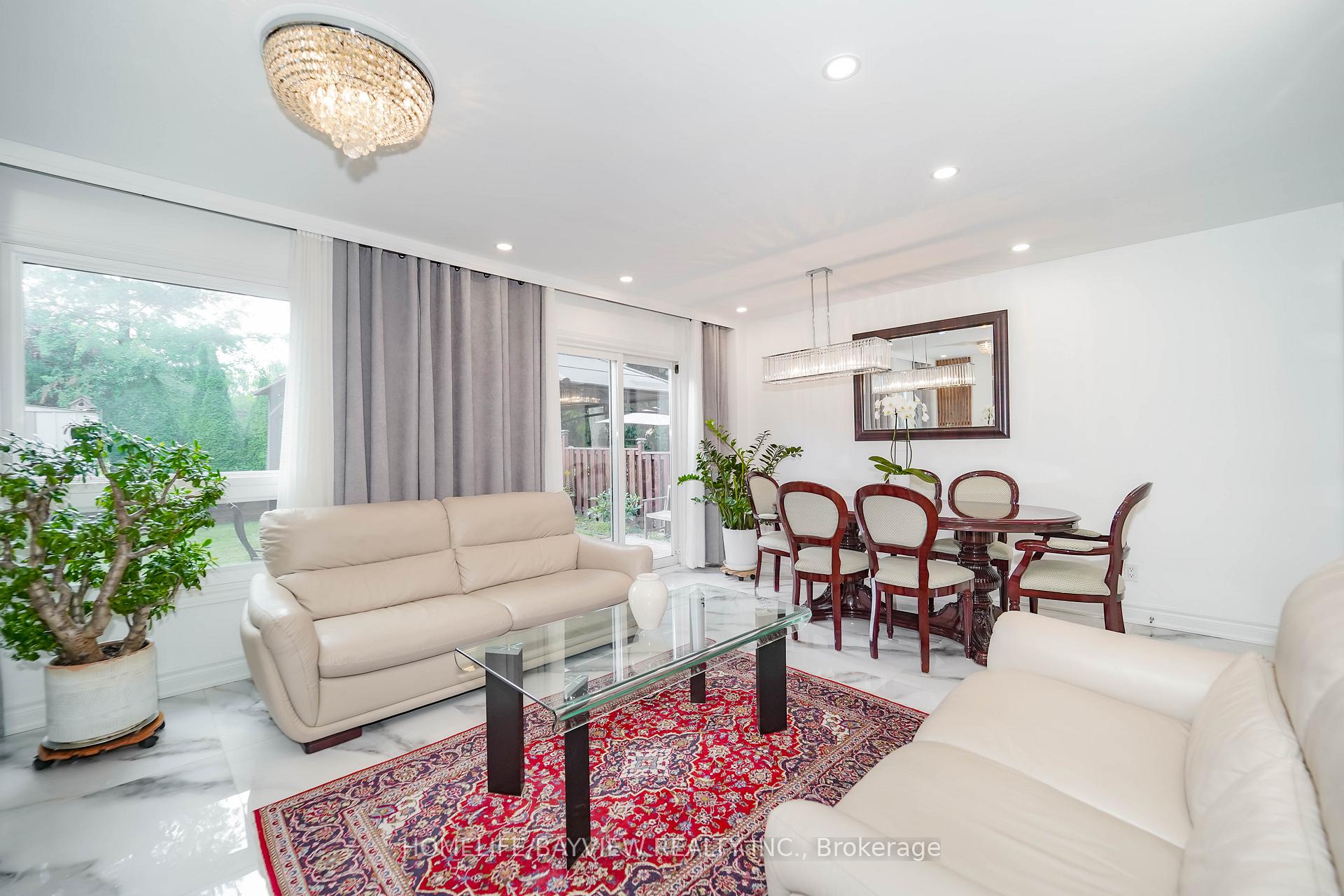 Photo 17 of 63 Seaton Drive, Aurora, Aurora Highlands — HOMEH