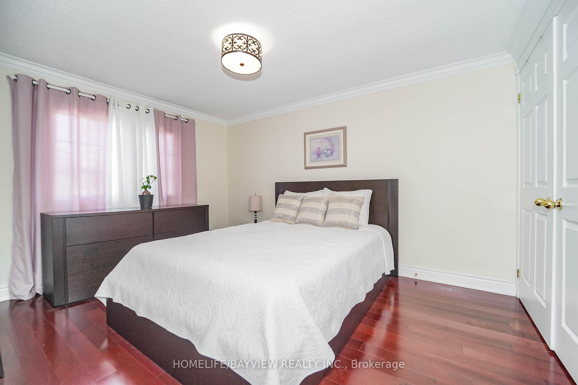 Photo 44 of 63 Seaton Drive, Aurora, Aurora Highlands — HOMEH