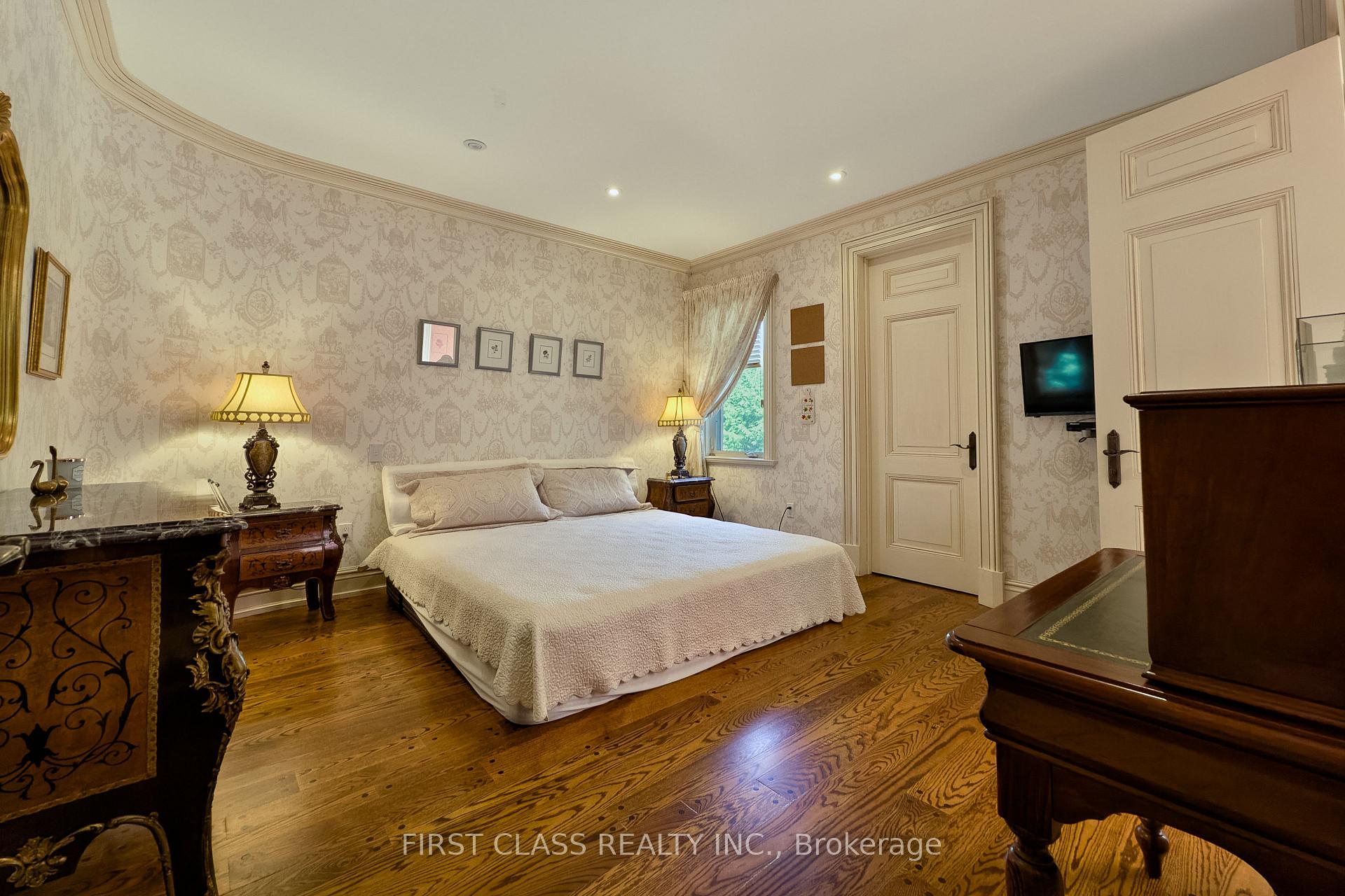 Photo 23 of 121 Flatbush Avenue, Vaughan, East Woodbridge — HOMEH