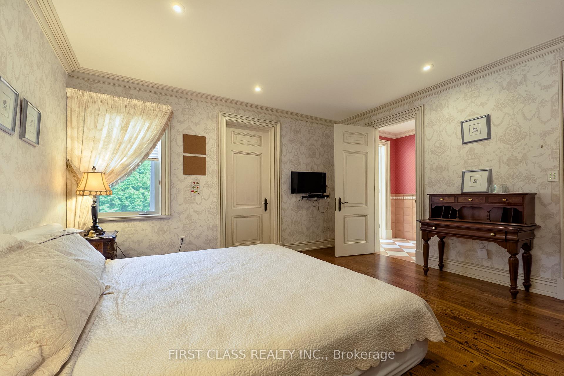 Photo 24 of 121 Flatbush Avenue, Vaughan, East Woodbridge — HOMEH