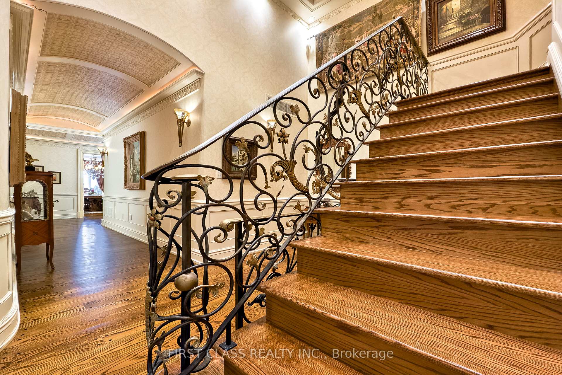 Photo 28 of 121 Flatbush Avenue, Vaughan, East Woodbridge — HOMEH