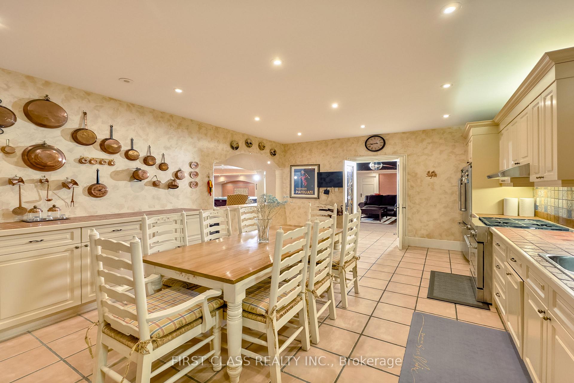 Photo 35 of 121 Flatbush Avenue, Vaughan, East Woodbridge — HOMEH