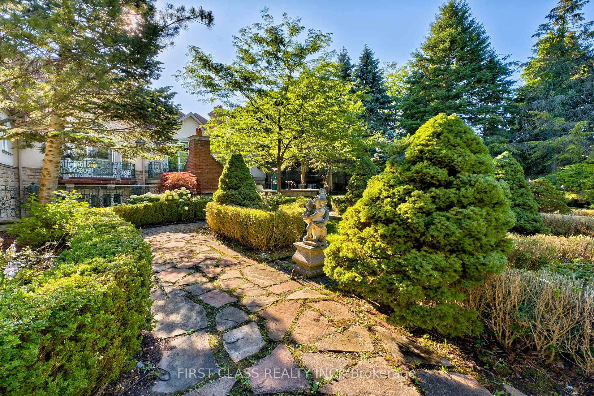 Photo 48 of 121 Flatbush Avenue, Vaughan, East Woodbridge — HOMEH