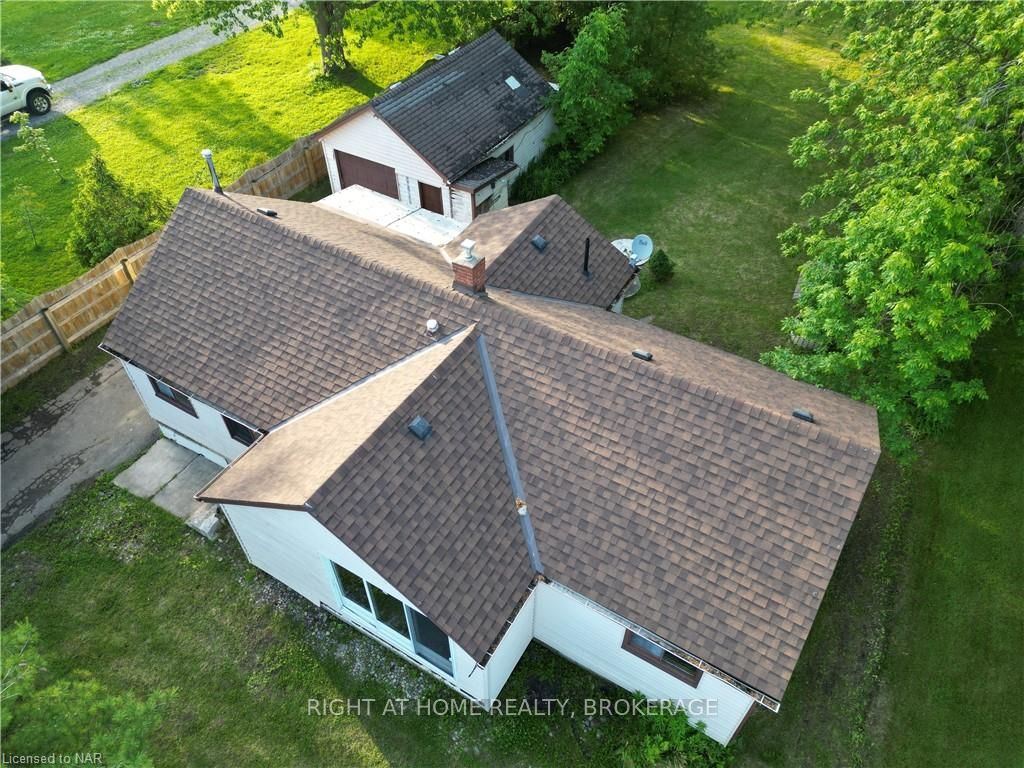 Photo 2 of 10848 Lakeshore Road, Wainfleet, Lakeshore — HOMEH