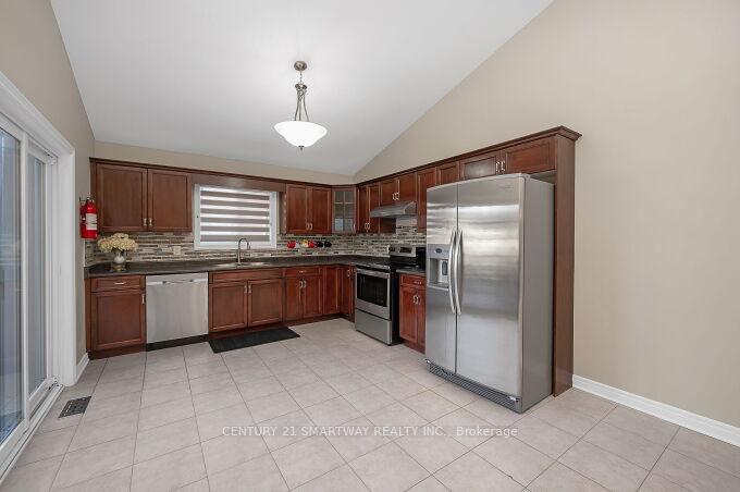 Photo 15 of 39 Hillsdale Road, Welland, Coyle Creek — HOMEH