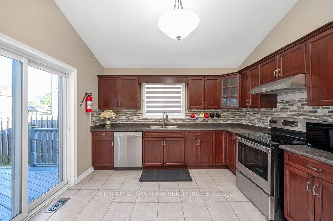 Photo 16 of 39 Hillsdale Road, Welland, Coyle Creek — HOMEH