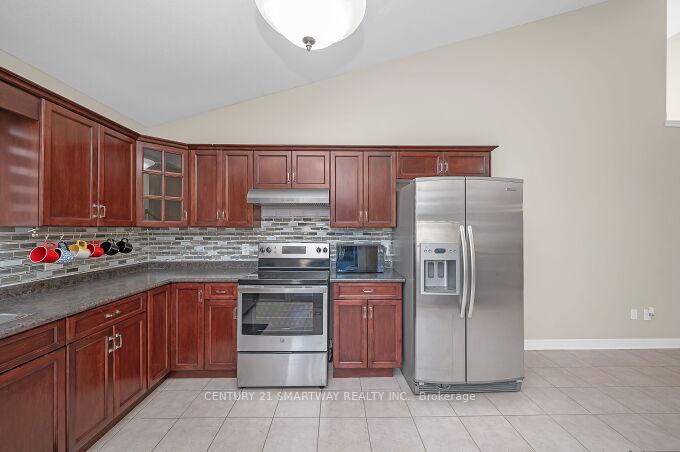 Photo 18 of 39 Hillsdale Road, Welland, Coyle Creek — HOMEH