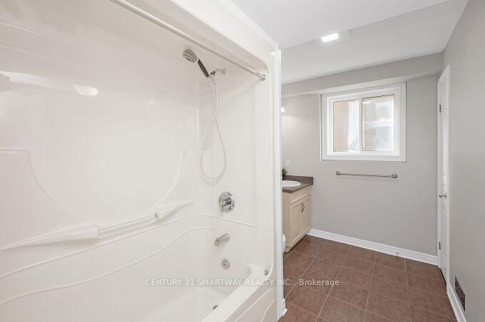 Photo 34 of 39 Hillsdale Road, Welland, Coyle Creek — HOMEH