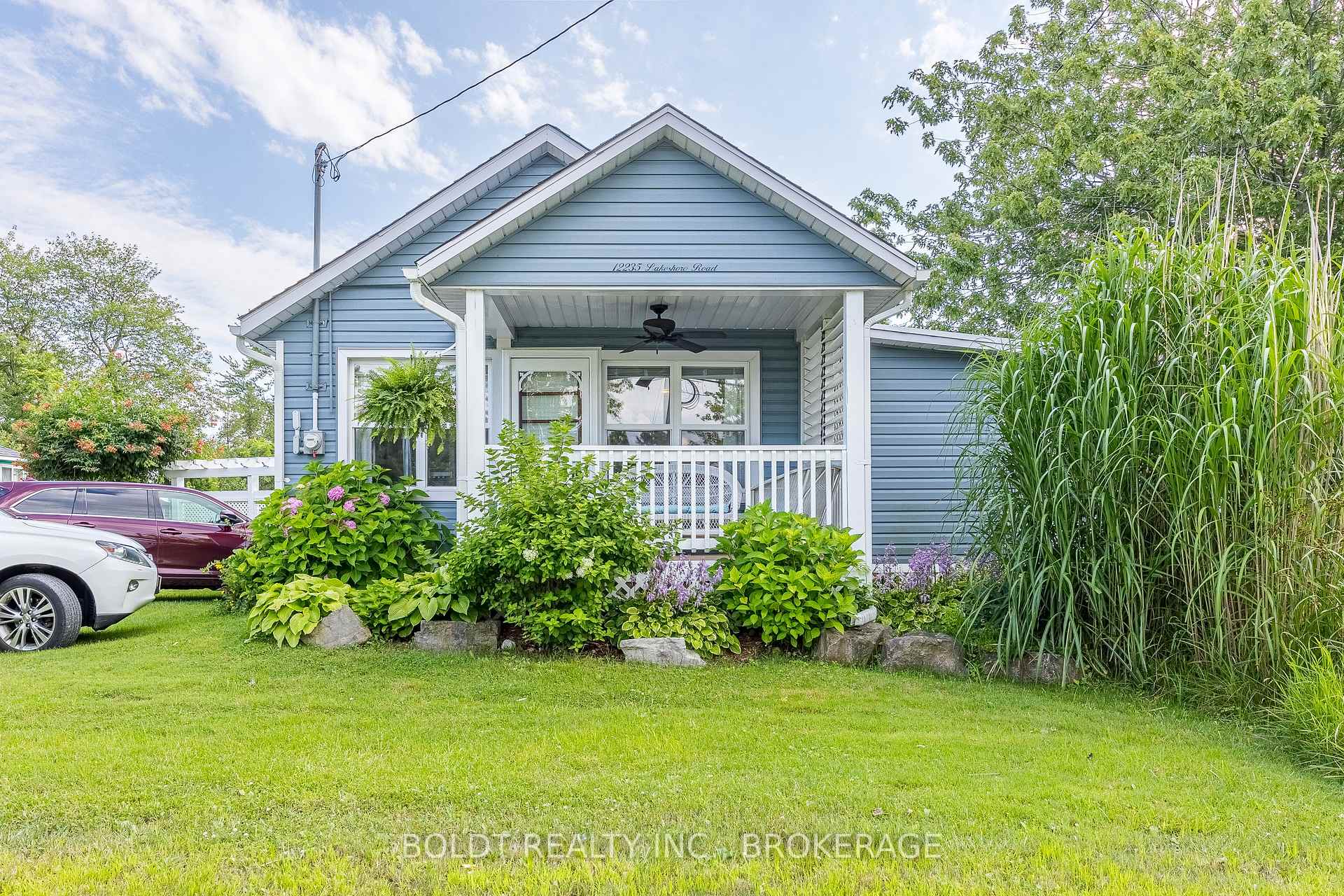 Front of 12235 Lakeshore Road
