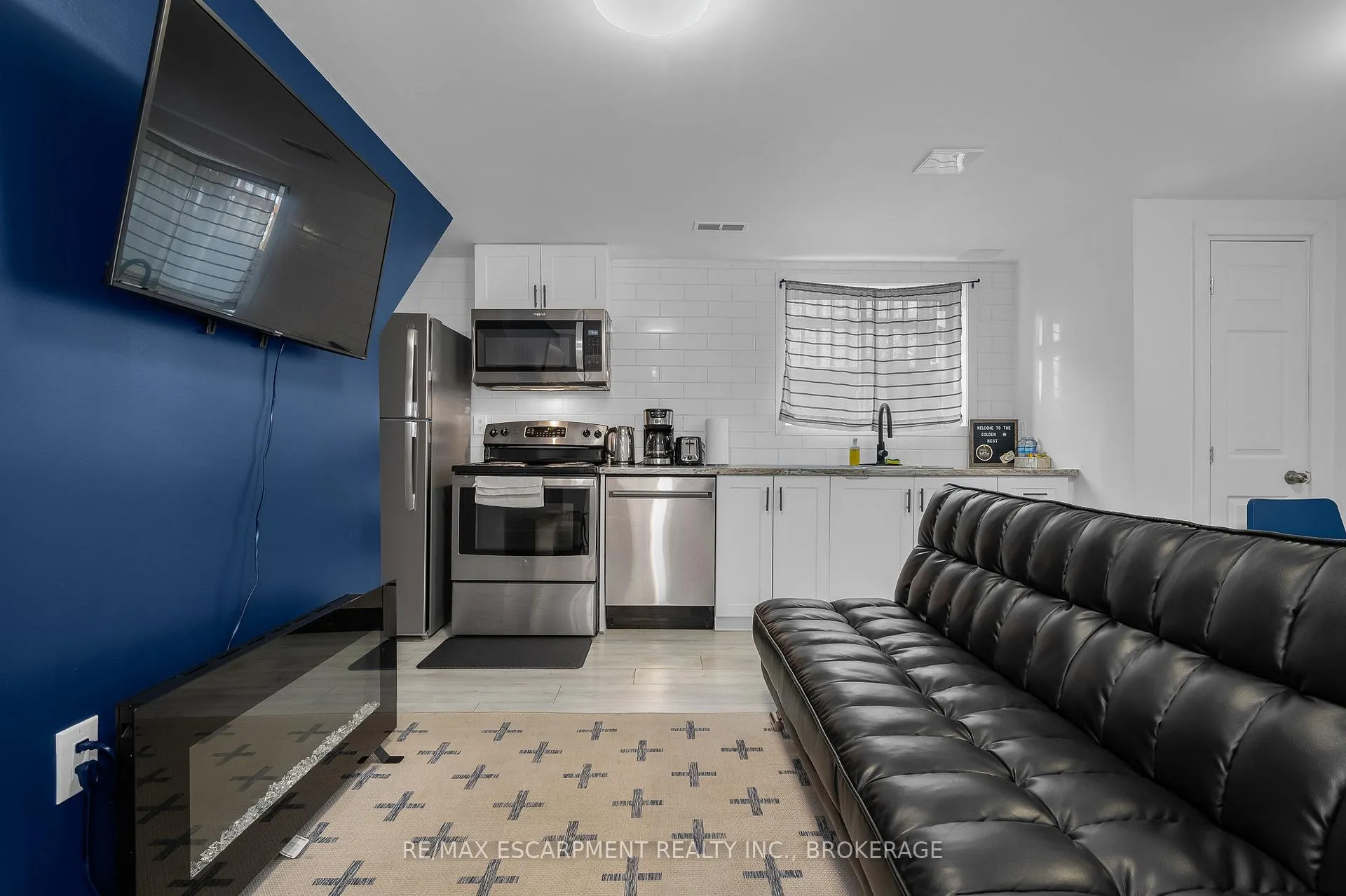 Photo 1 of Unit 2, 16 Golden Boulevard E, Welland, Lincoln/Crowland — HOMEH