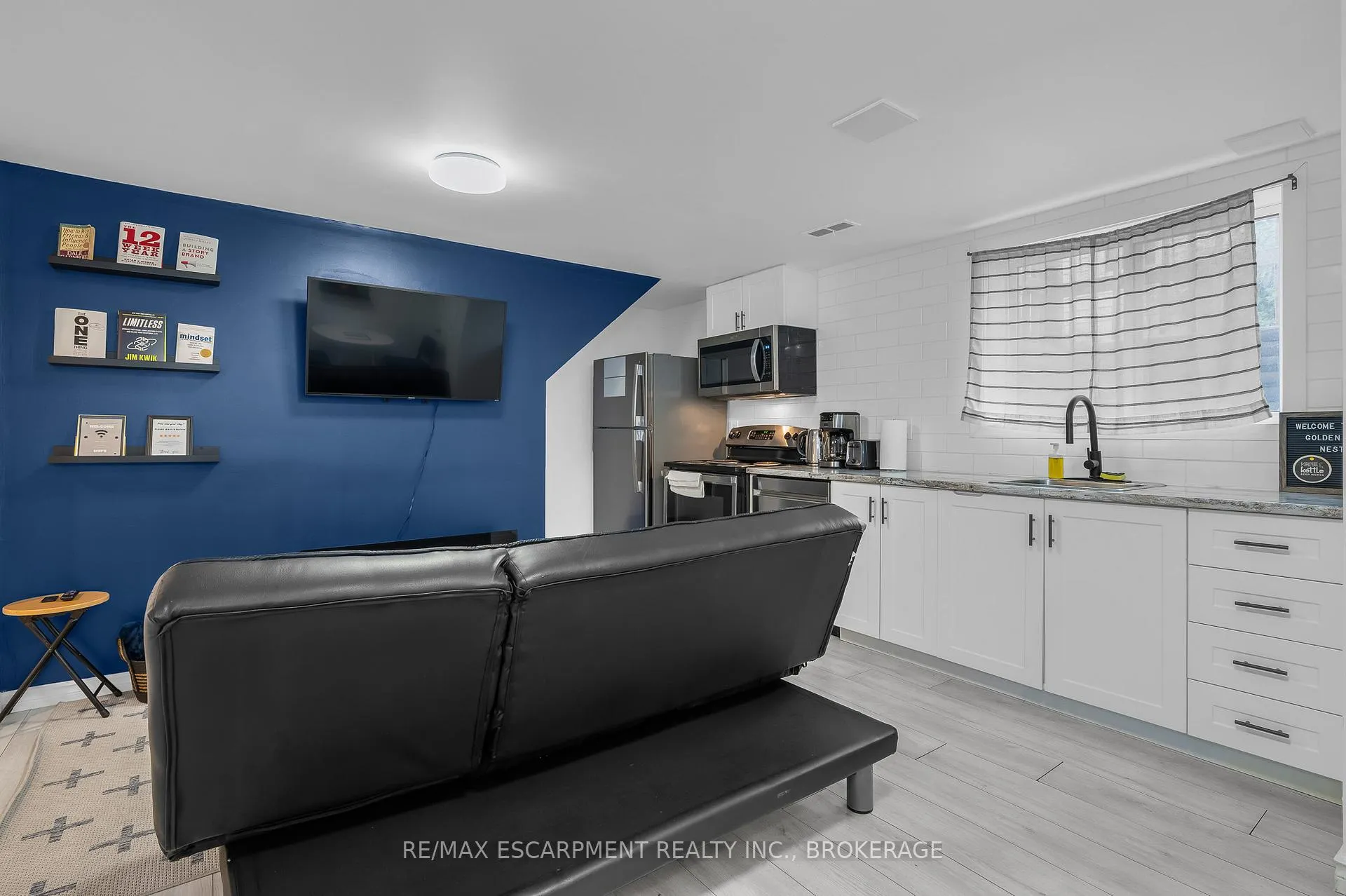 Photo 8 of Unit 2, 16 Golden Boulevard E, Welland, Lincoln/Crowland — HOMEH