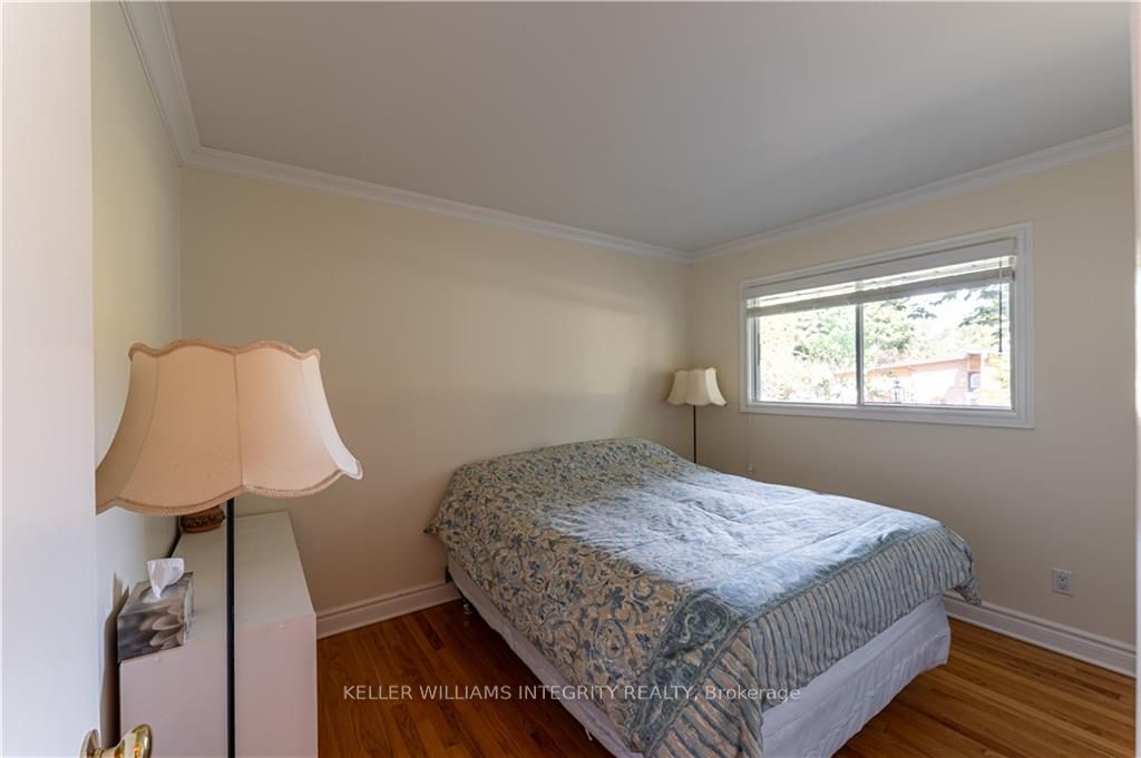 Photo 14 of 49 Elmsley Crescent, Ottawa, Arbeatha Park — HOMEH