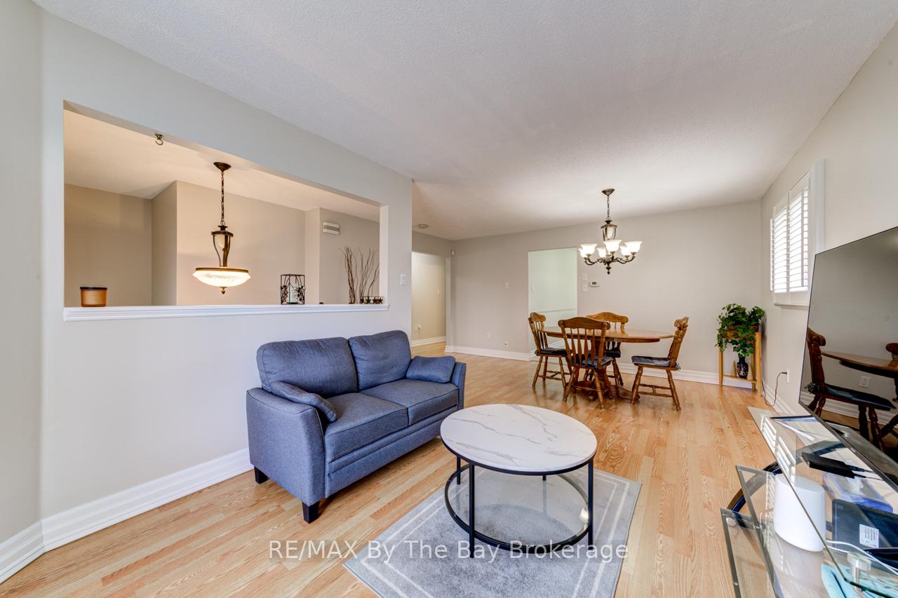 Photo 6 of 139 Dyer Drive, Wasaga Beach — HOMEH