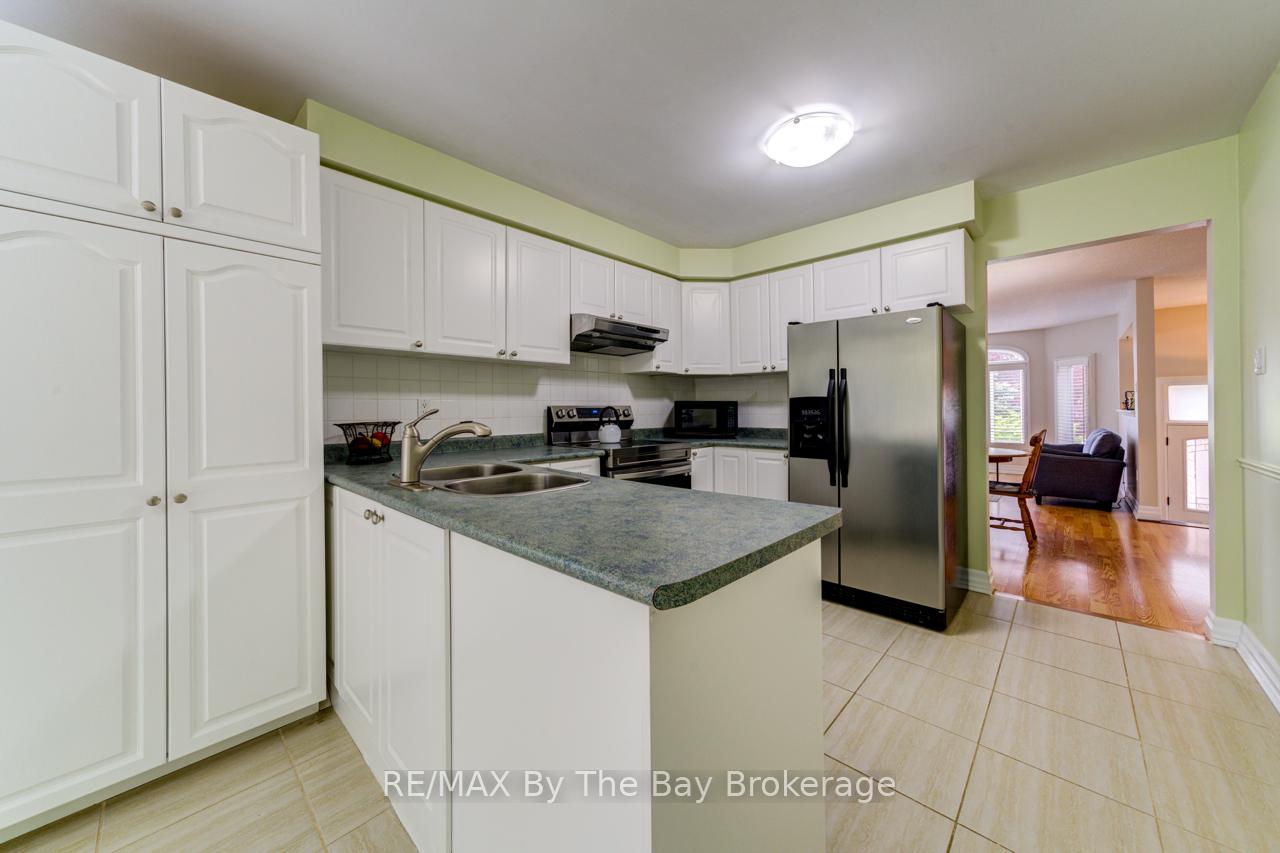 Photo 8 of 139 Dyer Drive, Wasaga Beach — HOMEH