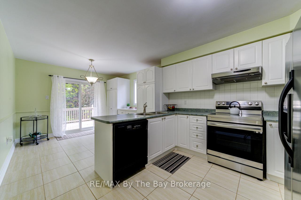 Photo 9 of 139 Dyer Drive, Wasaga Beach — HOMEH