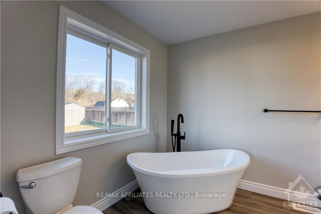 Photo 11 of 30 Spring Street, Westport — HOMEH