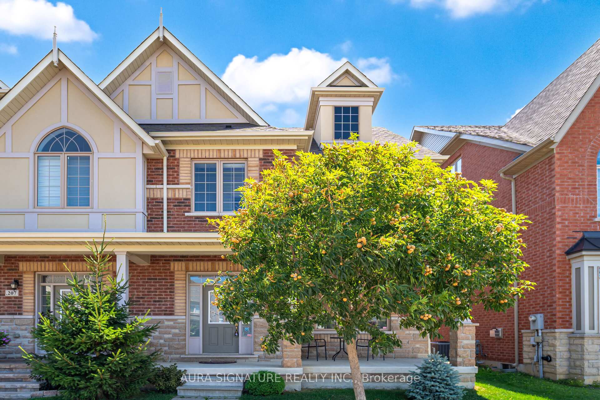 Photo 1 of 205 East's Corners Boulevard, Vaughan, Kleinburg — HOMEH