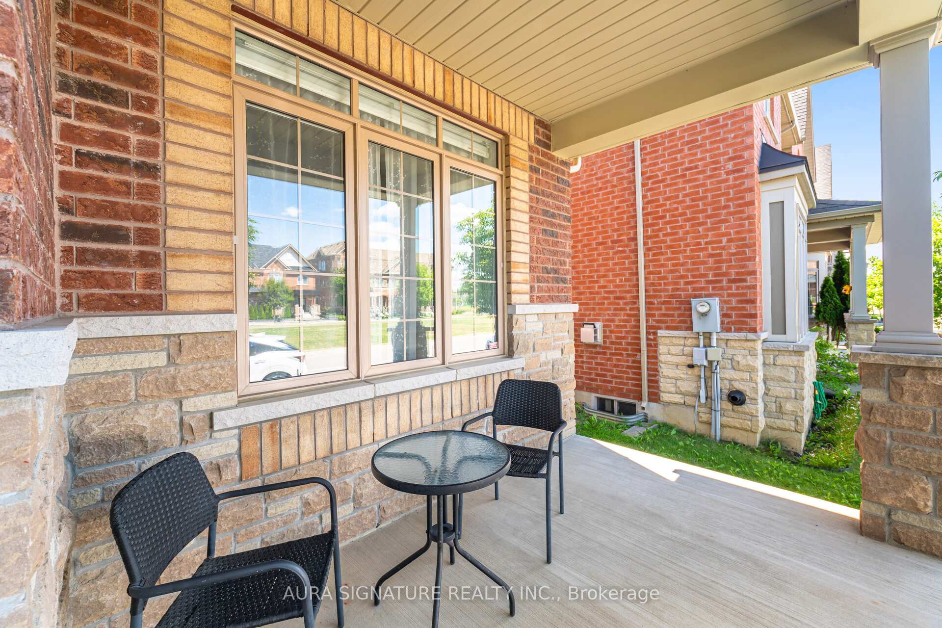Photo 5 of 205 East's Corners Boulevard, Vaughan, Kleinburg — HOMEH
