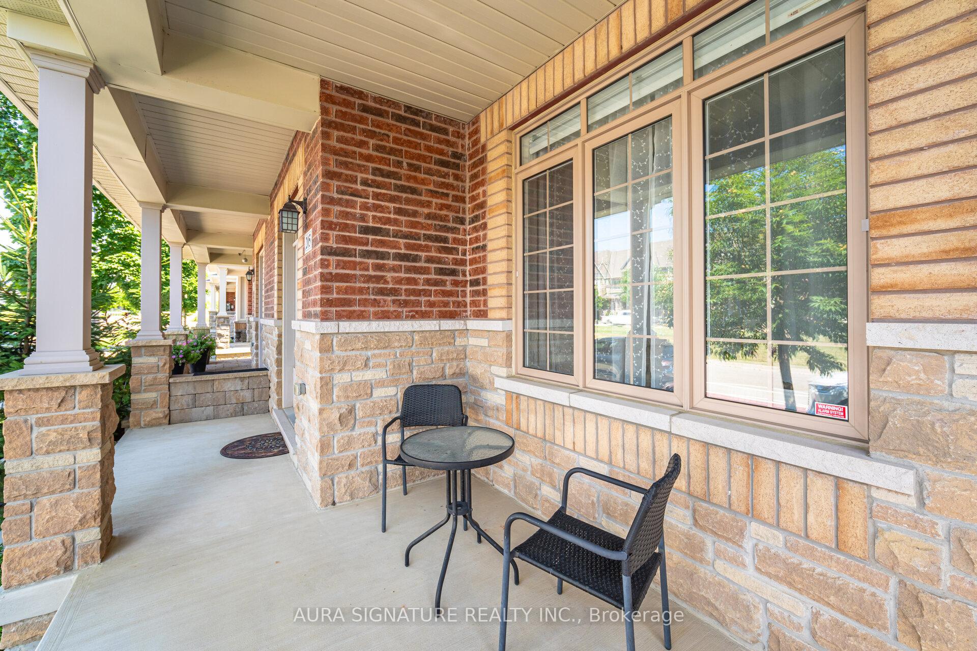 Photo 6 of 205 East's Corners Boulevard, Vaughan, Kleinburg — HOMEH