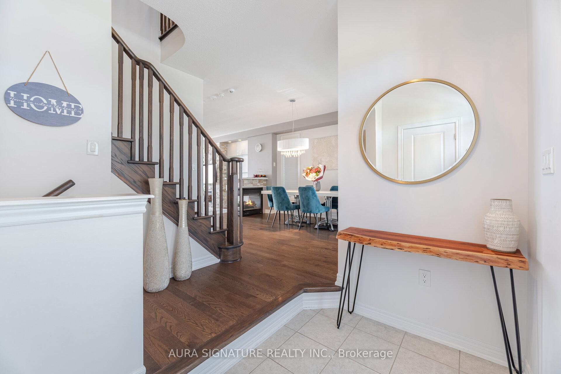 Photo 8 of 205 East's Corners Boulevard, Vaughan, Kleinburg — HOMEH