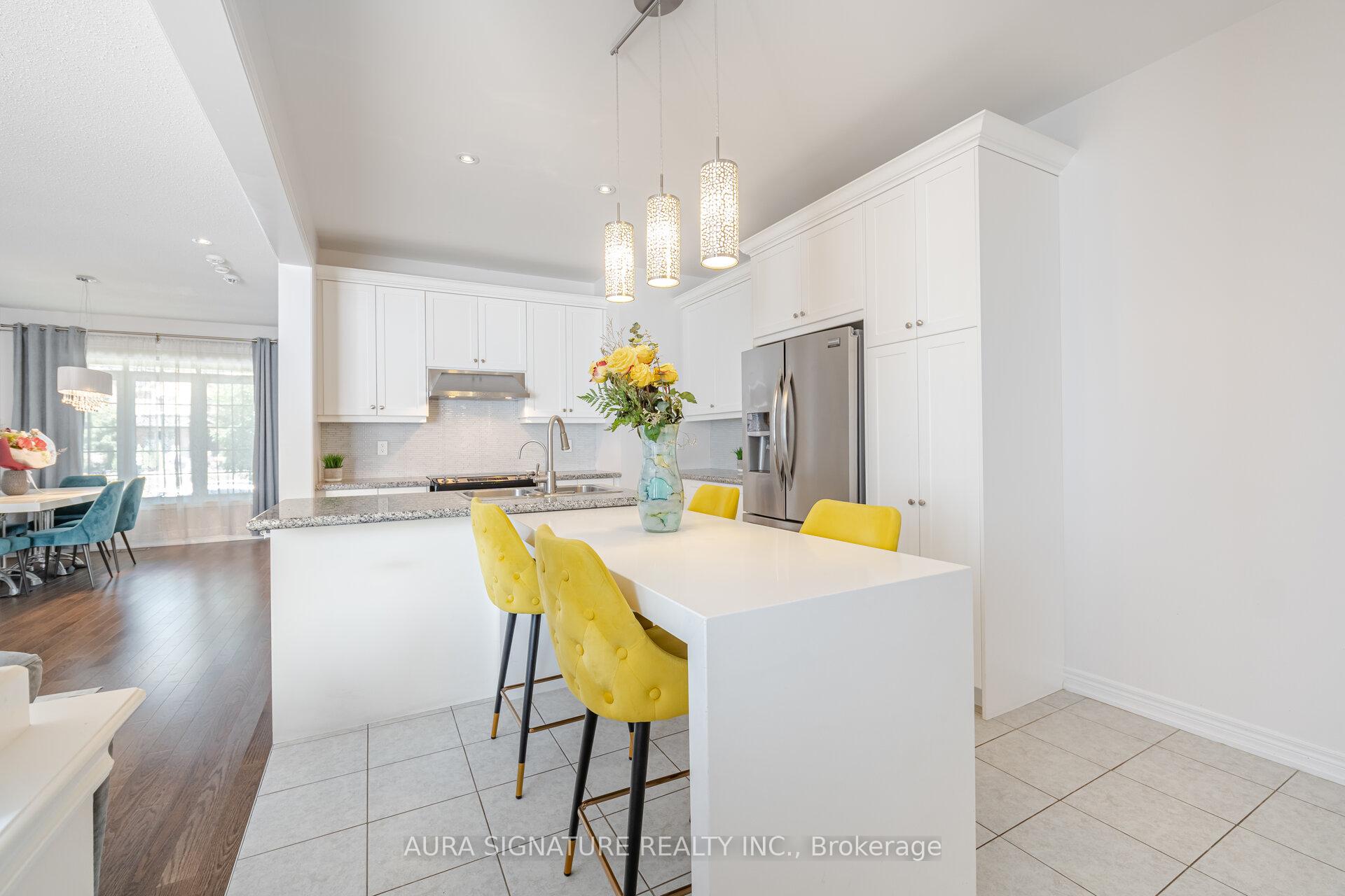 Photo 21 of 205 East's Corners Boulevard, Vaughan, Kleinburg — HOMEH